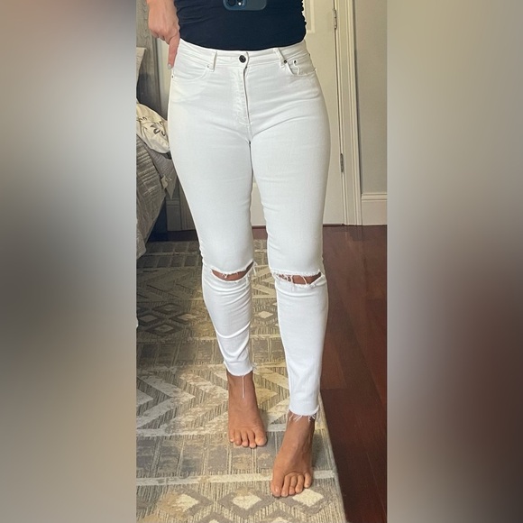 Zara Distressed Skinny Jeans White - Picture 5 of 7
